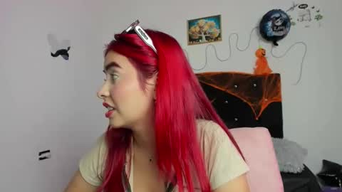 Snapshot of medusa__charity chatting on 1, 11, 2025 medusa__charity online show from 1, 11, 2025