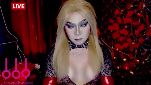 Snapshot of medusaprey chatting on 6, 11, 2025 THE QUEEN ALPHA Queen Medusa Prey online show from 6, 11, 2025