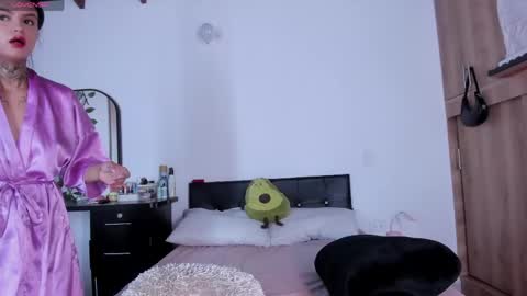 medussa13 online show from 11, 4, 2026