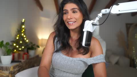 Snapshot of meegan1 chatting on 6, 12, 2024 Andrea online show from 6, 12, 2024