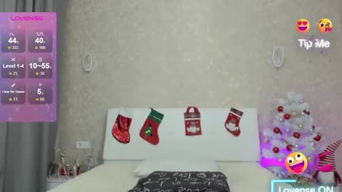 Snapshot of meegannlovee7 chatting on 27, 12, 2024 Megan online show from 27, 12, 2024