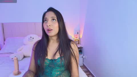 Snapshot of megan_ale chatting on 9, 10, 2025 megan ale online show from 9, 10, 2025