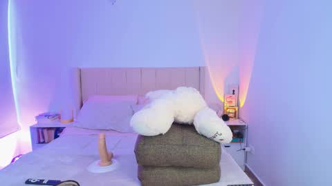 Snapshot of megan_ale chatting on 11, 10, 2025 megan ale online show from 11, 10, 2025