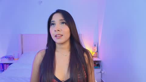 Snapshot of megan_ale chatting on 7, 11, 2025 megan ale online show from 7, 11, 2025