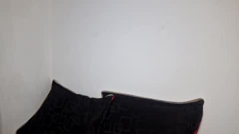 Megan and sophi online show from 24, 9, 2025