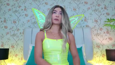 Carolina Paez online show from 14, 10, 2025