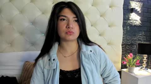     online show from 28, 2, 2025