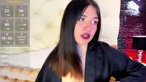     online show from 10, 3, 2025