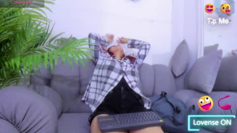 Snapshot of megan_hally chatting on 30, 5, 2026 Megan online show from 30, 5, 2026