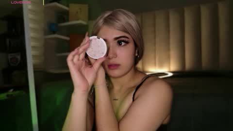 Snapshot of megan_moore__ chatting on 13, 2, 2026 online show from 13, 2, 2026