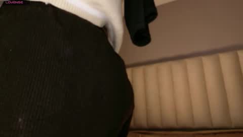 Snapshot of megan_moore__ chatting on 16, 2, 2026 online show from 16, 2, 2026