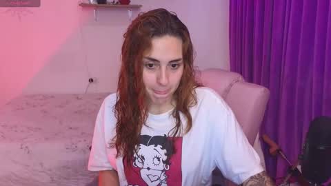 Snapshot of megan_ricci chatting on 9, 10, 2025 Laura online show from 9, 10, 2025