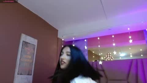 Snapshot of megan_saint chatting on 1, 6, 2026 megan_saint online show from 1, 6, 2026