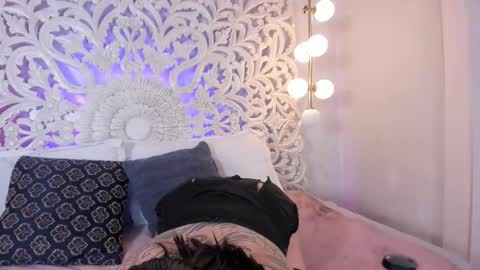 Megan  online show from 19, 12, 2025