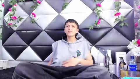 megan_thompsonn_ online show from 17, 10, 2025