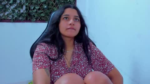 megan white 01  online show from 8, 12, 2024