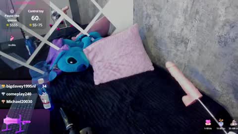 Snapshot of megan_xoxo1 chatting on 11, 3, 2025 Megan online show from 11, 3, 2025