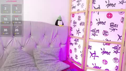 Snapshot of megan_xoxo1 chatting on 27, 11, 2025 Megan online show from 27, 11, 2025