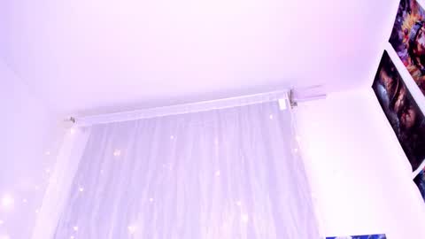 Megan  online show from 27, 11, 2025