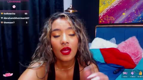 Snapshot of meganadriels96 chatting on 28, 12, 2024 M E G A N online show from 28, 12, 2024