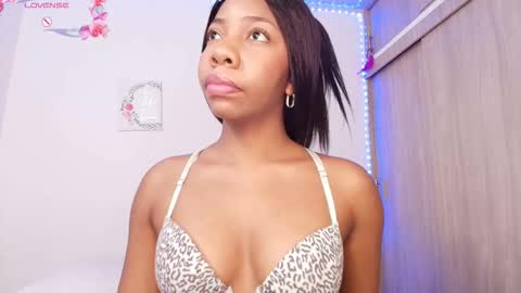 megan online show from 28, 9, 2025