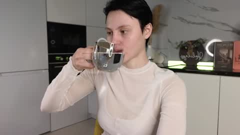 Michelle online show from 23, 1, 2025