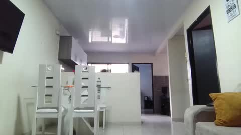 megan        online show from 8, 4, 2026