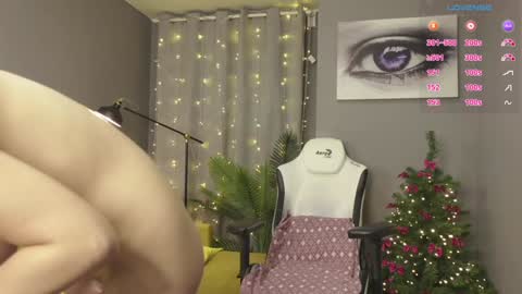 MeganieX online show from 10, 1, 2025