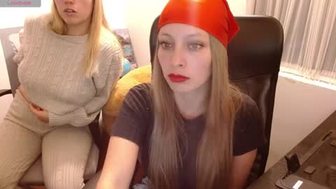 Snapshot of meganlk chatting on 26, 2, 2025 MEGAN online show from 26, 2, 2025