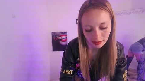 Snapshot of meganlk chatting on 25, 9, 2025 MEGAN online show from 25, 9, 2025