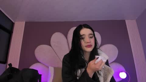 Snapshot of meganr_ chatting on 2, 2, 2026 Megan online show from 2, 2, 2026