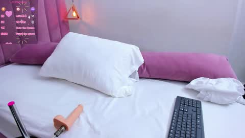 Snapshot of megansaenz_1 chatting on 14, 3, 2026 Megan online show from 14, 3, 2026