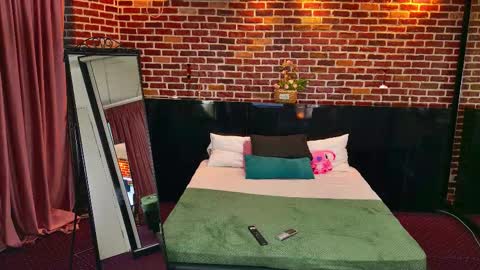 Megansin69 online show from 22, 12, 2025