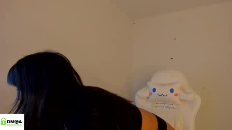 Snapshot of meganthompsonn chatting on 6, 11, 2025 Megan online show from 6, 11, 2025