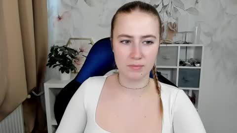 Snapshot of meganx_candy chatting on 11, 6, 2026 Megan online show from 11, 6, 2026