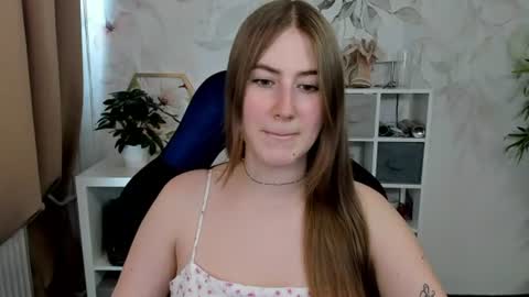Snapshot of meganx_candy chatting on 24, 6, 2026 Megan online show from 24, 6, 2026