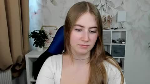 Snapshot of meganx_candy chatting on 6, 7, 2026 Megan online show from 6, 7, 2026