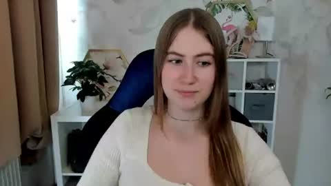 Snapshot of meganx_candy chatting on 28, 7, 2026 Megan online show from 28, 7, 2026