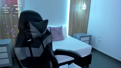 M E G A R A  online show from 7, 10, 2025