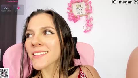 Snapshot of meghan_29x chatting on 9, 2, 2025 MEGHAN online show from 9, 2, 2025