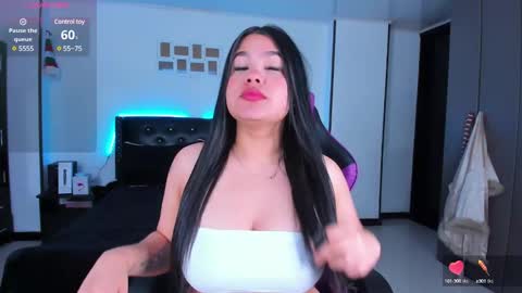 Snapshot of meghan_as chatting on 8, 1, 2025 meghan_as online show from 8, 1, 2025