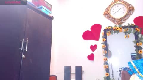 Snapshot of meghan_crouch chatting on 28, 10, 2025 MEGHAN online show from 28, 10, 2025
