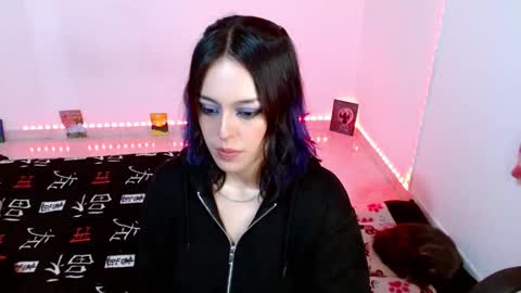 Snapshot of mei04_ chatting on 5, 10, 2025 Melissa online show from 5, 10, 2025