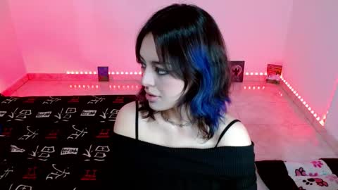 Snapshot of mei04_ chatting on 30, 10, 2025 Melissa online show from 30, 10, 2025