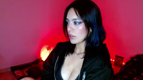 Snapshot of mei04_ chatting on 20, 11, 2025 Melissa online show from 20, 11, 2025