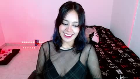 Snapshot of mei04_ chatting on 24, 11, 2025 Melissa online show from 24, 11, 2025