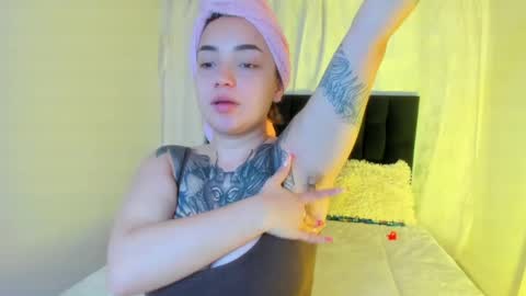 IG soymeily oficial  online show from 27, 5, 2026