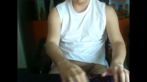 Snapshot of meks5544 chatting on 1, 5, 2026 meks5544 online show from 1, 5, 2026