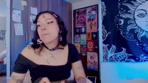 Melissa  -  -  Please help me to reach 100 thumbs up online show from 8, 10, 2025