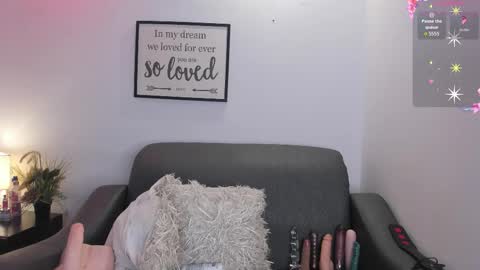 melan_owen online show from 10, 9, 2025